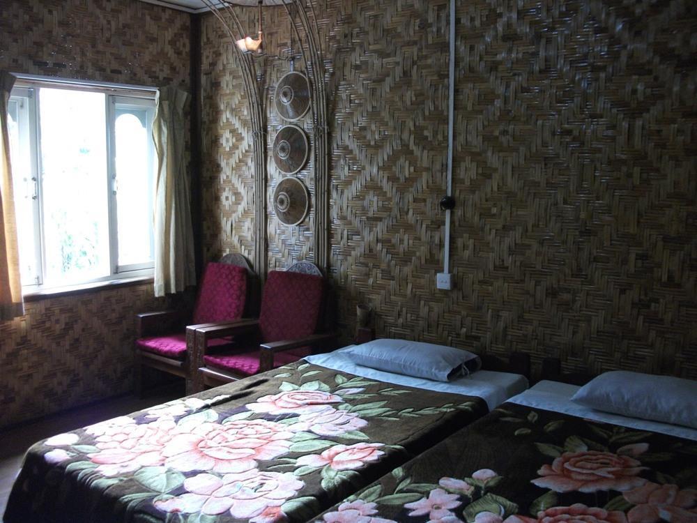 Mingalar Inn Inle Lake Bagian luar foto
