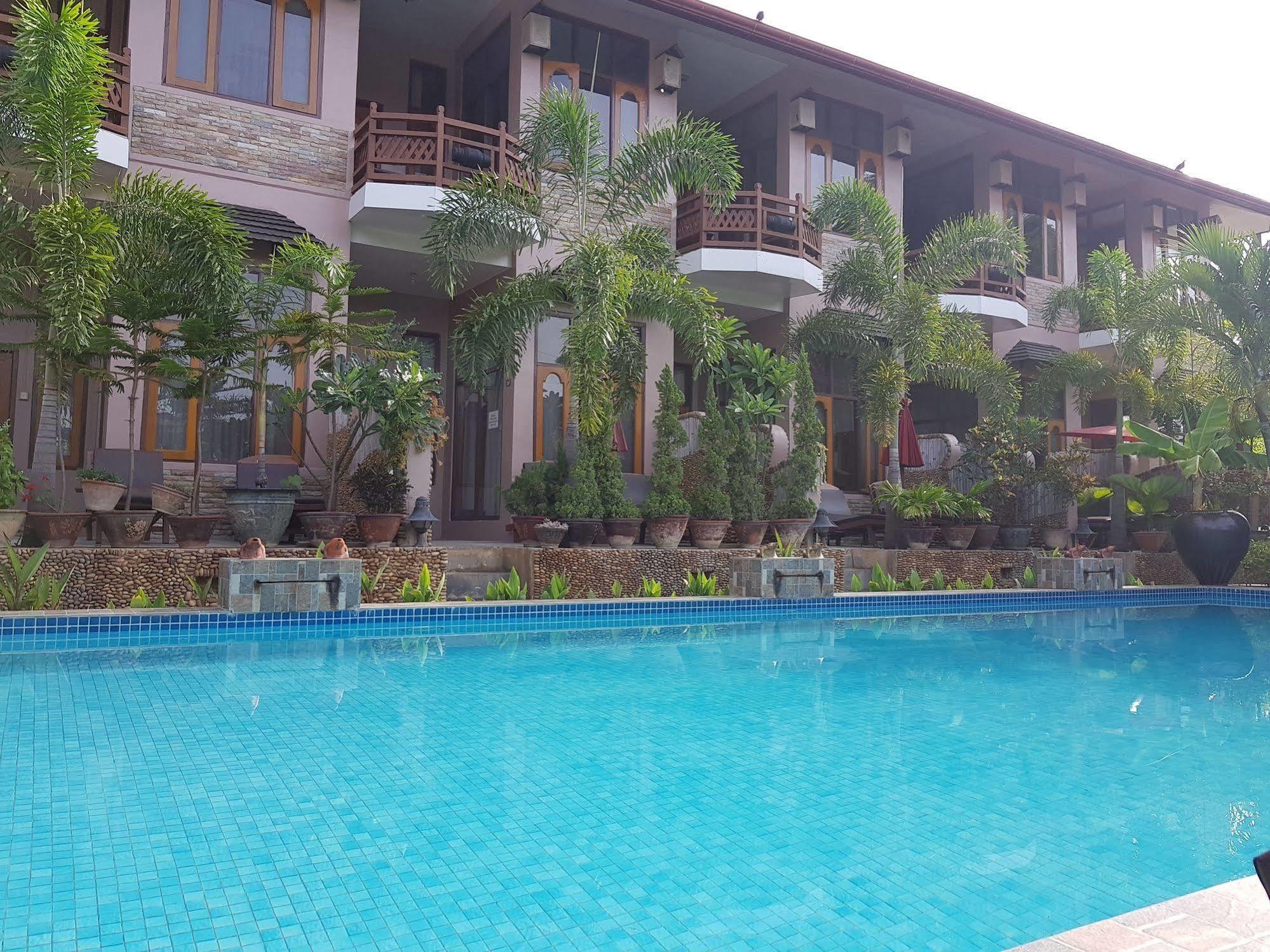 Mingalar Inn Inle Lake Bagian luar foto